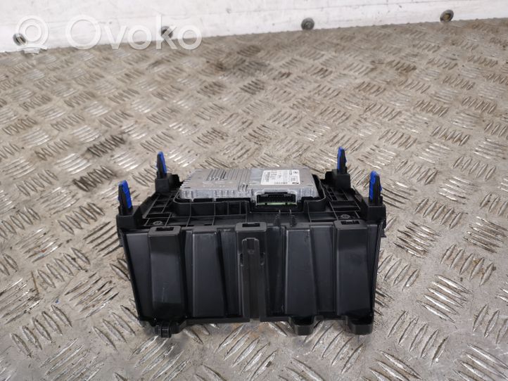 Hyundai Santa Fe Module de charge sans fil 