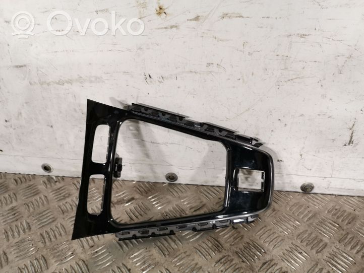 Opel Grandland X Rivestimento in plastica cornice della leva del cambio 