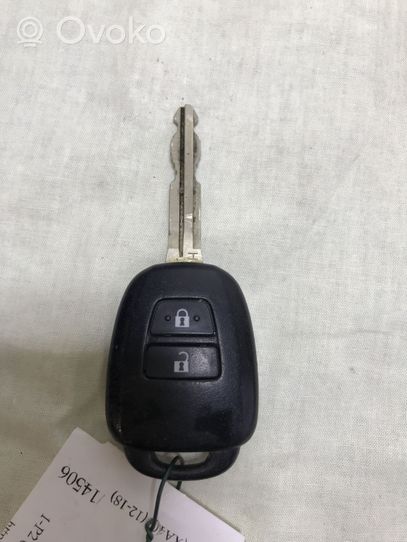 Toyota RAV 4 (XA40) Užvedimo raktas (raktelis)/ kortelė 