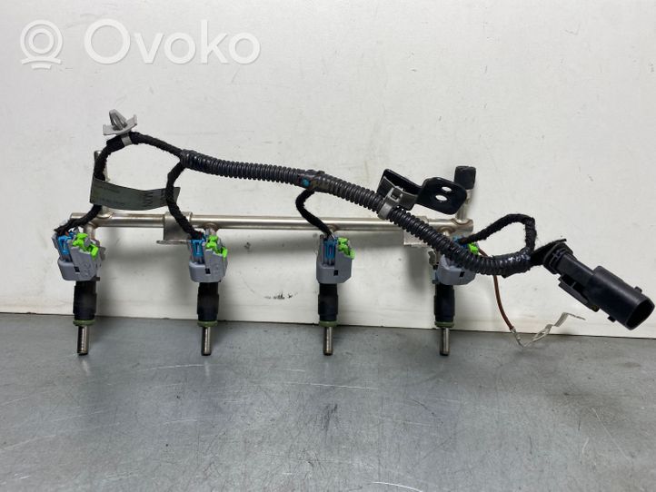 Opel Mokka Fuel injectors set 55562599