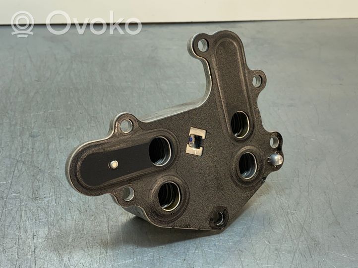 Opel Grandland X Oil filter mounting bracket 9815697880