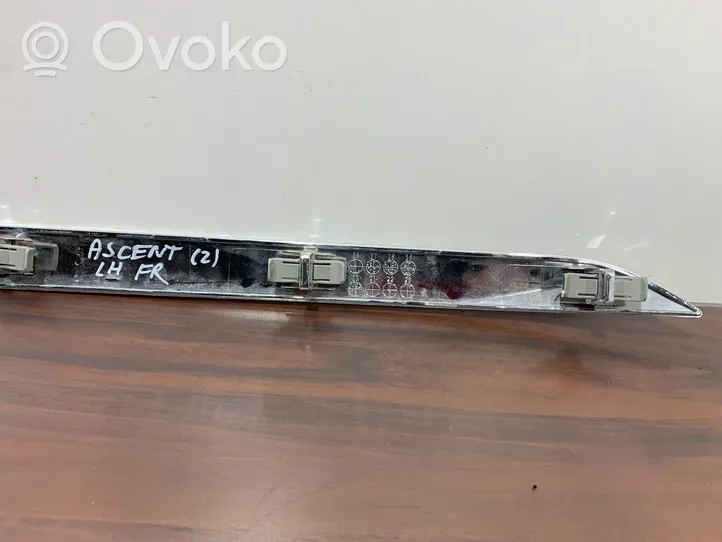 Subaru Ascent Etuoven lista (muoto) S92101120