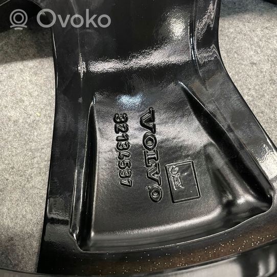 Volvo XC40 Felgi aluminiowe R19 32134537