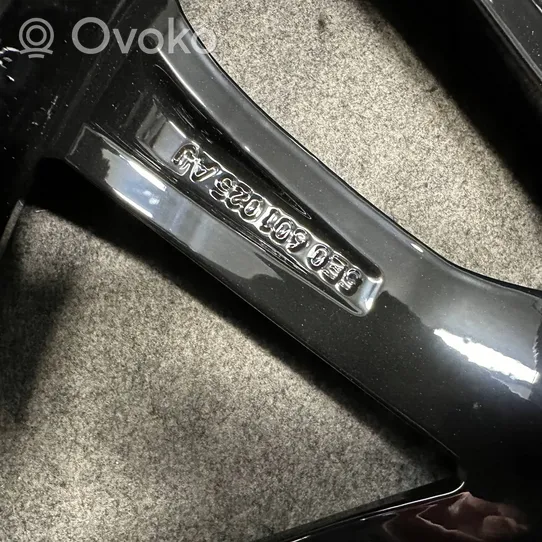 Skoda Octavia Mk3 (5E) Felgi aluminiowe R18 5E0601025AJ