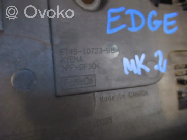 Ford Edge II Boîte de batterie 