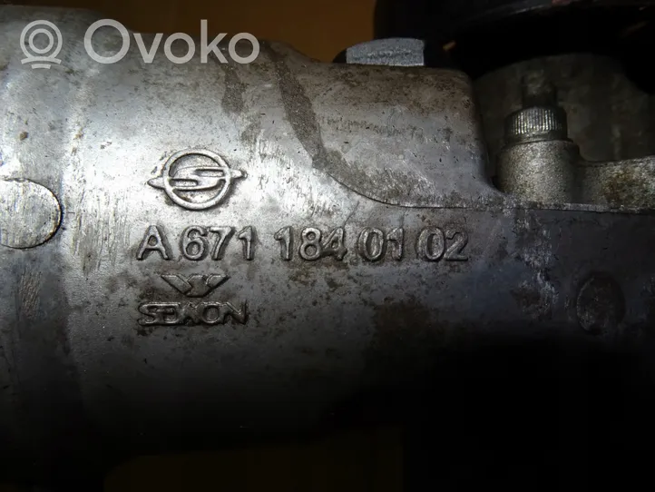 SsangYong Korando Supporto di montaggio del motore (usato) A6711840102