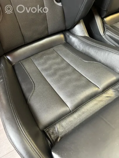 BMW M3 G80 Juego del asiento 