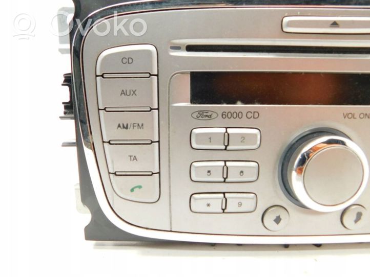 Ford Mondeo MK IV Panel / Radioodtwarzacz CD/DVD/GPS 8S7T18C815AC