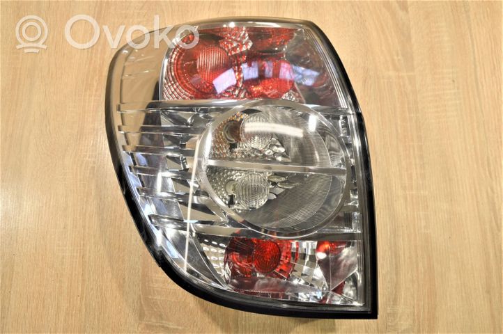 Chevrolet Captiva Lampy tylnej klapy bagażnika S196