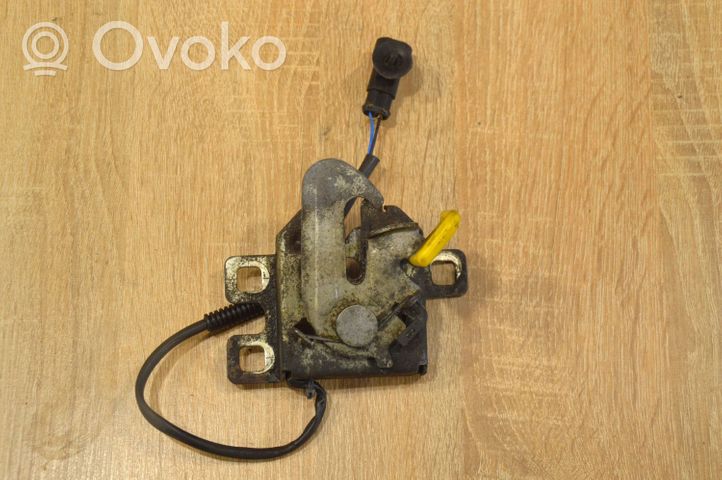 Alfa Romeo Giulietta Engine bonnet/hood lock/latch loop/hook S207