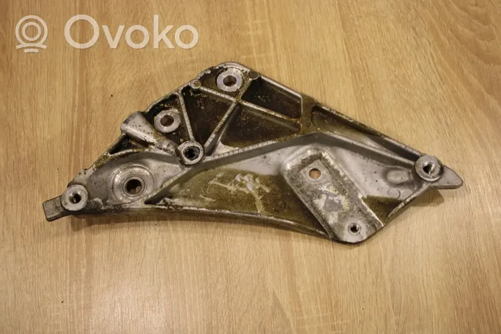 Opel Cascada Engine mount bracket 