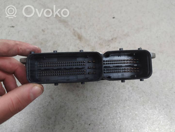 Volkswagen Jetta V Centralina/modulo motore ECU 03G906021KL