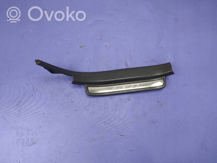 Toyota Avensis T250 Altri elementi della console centrale (tunnel) 67917-05050