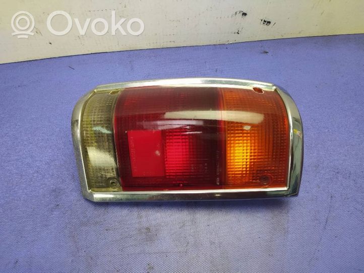 Mazda B series UF Lampa tylna 