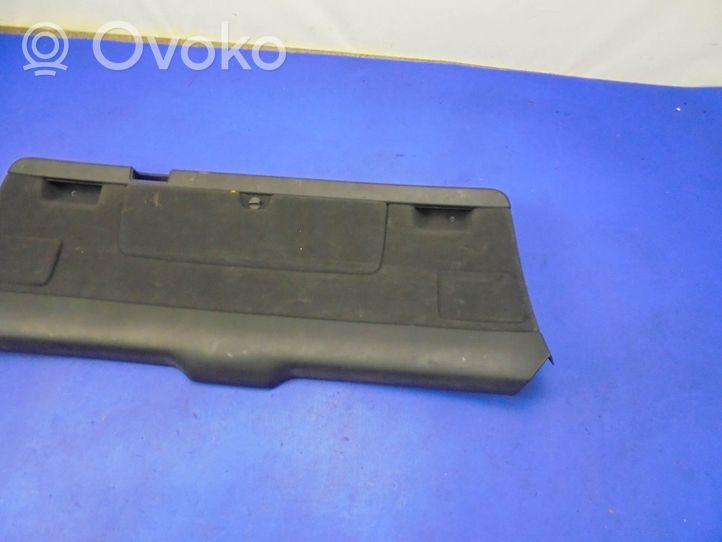 Audi A4 S4 B7 8E 8H Poszycie / Tapicerka tylnej klapy bagażnika 8E9867979