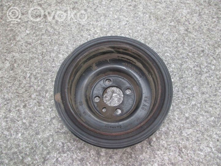 Seat Ibiza IV (6J,6P) Crankshaft pulley 038105243M