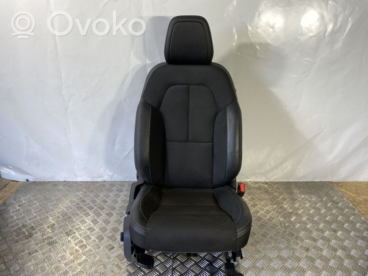 Volvo XC40 Fotel przedni kierowcy 