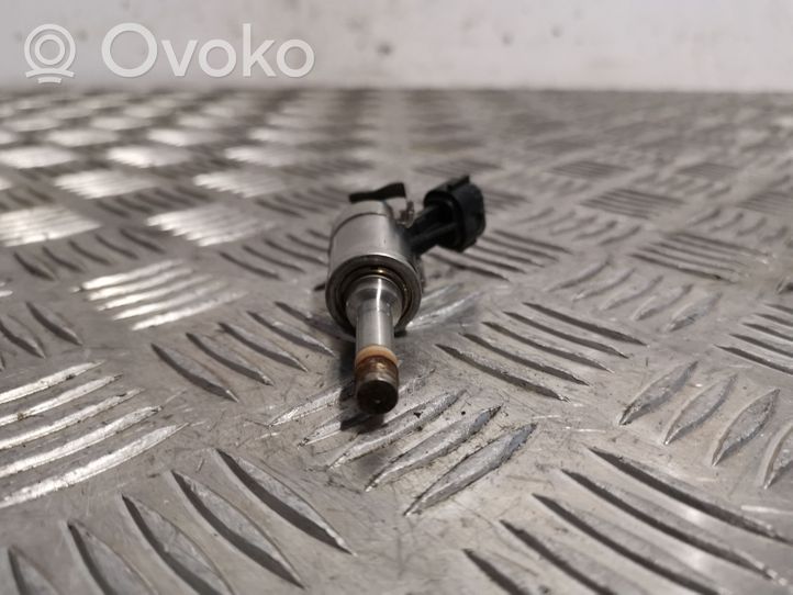 Nissan X-Trail T32 Injecteur de carburant 0261500210