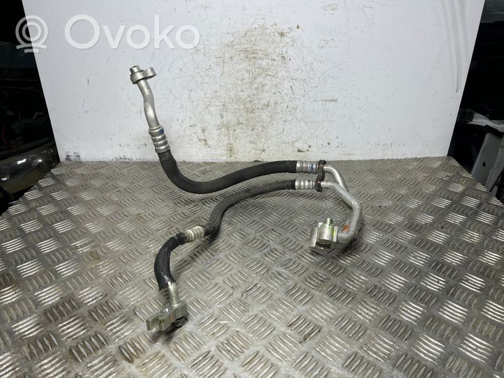 Jeep Cherokee Ilmastointilaitteen putki (A/C) P68288387AA