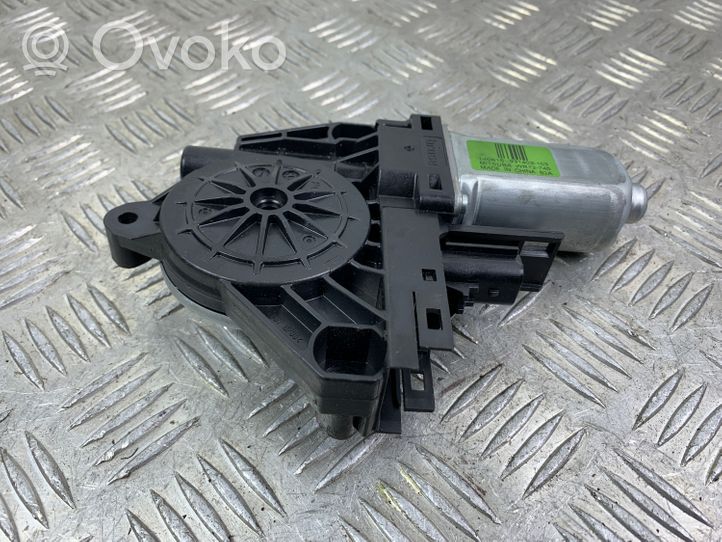 Jeep Cherokee Galinis varikliukas langų pakėlėjo 931403