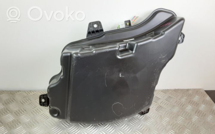 Hyundai Grand Santa Fe NC Subwoofer 