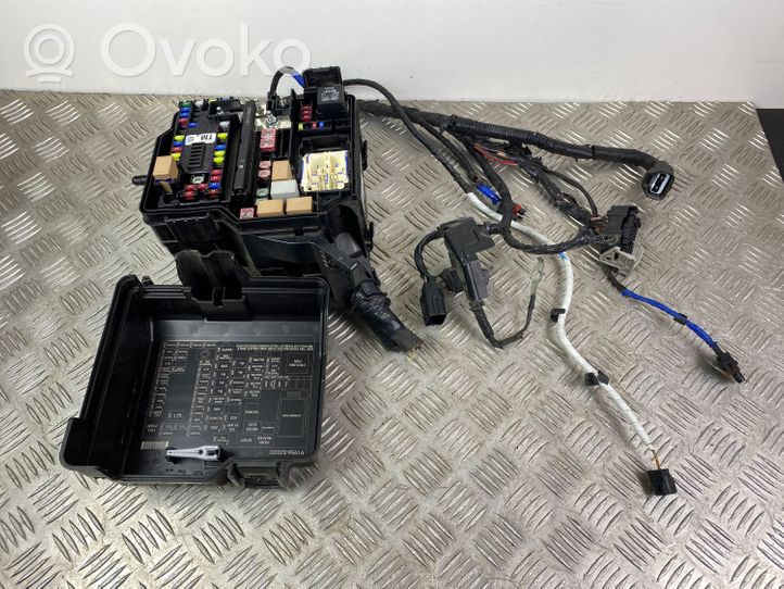 Hyundai Santa Fe Fuse box set 