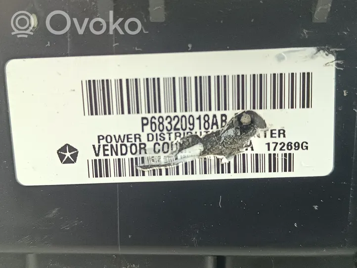 Jeep Grand Cherokee Boîte à fusibles P68320918AB