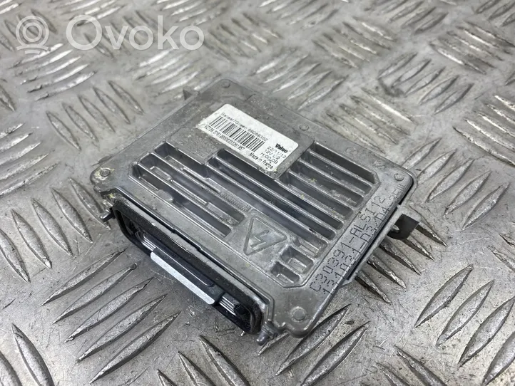 Jeep Grand Cherokee Ajovalojen virranrajoitinmoduuli Xenon 89089352