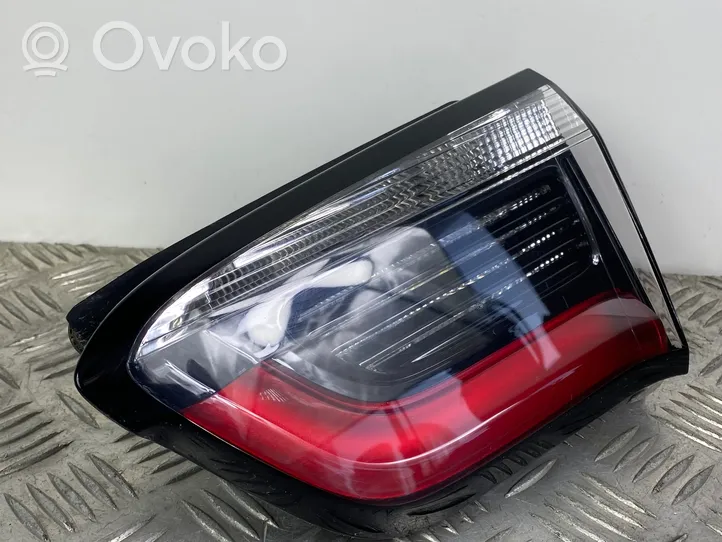 Jeep Compass Lampy tylnej klapy bagażnika P55112684AB