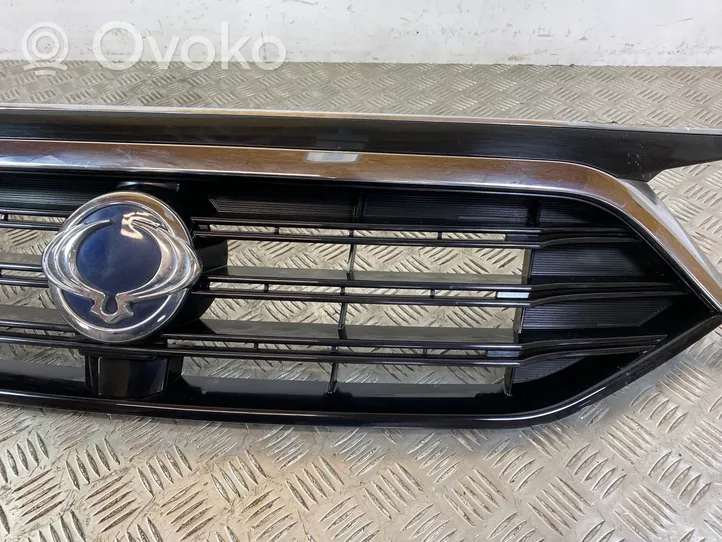 SsangYong Rexton Grille calandre supérieure de pare-chocs avant 