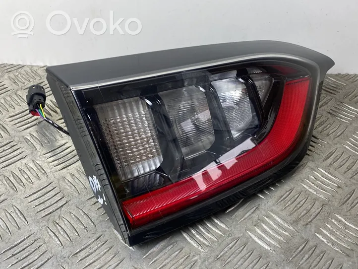 Jeep Cherokee Lampy tylnej klapy bagażnika 68275965AH