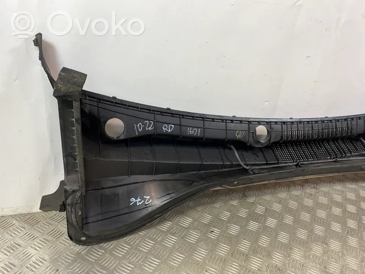 KIA Sorento Wiper trim 