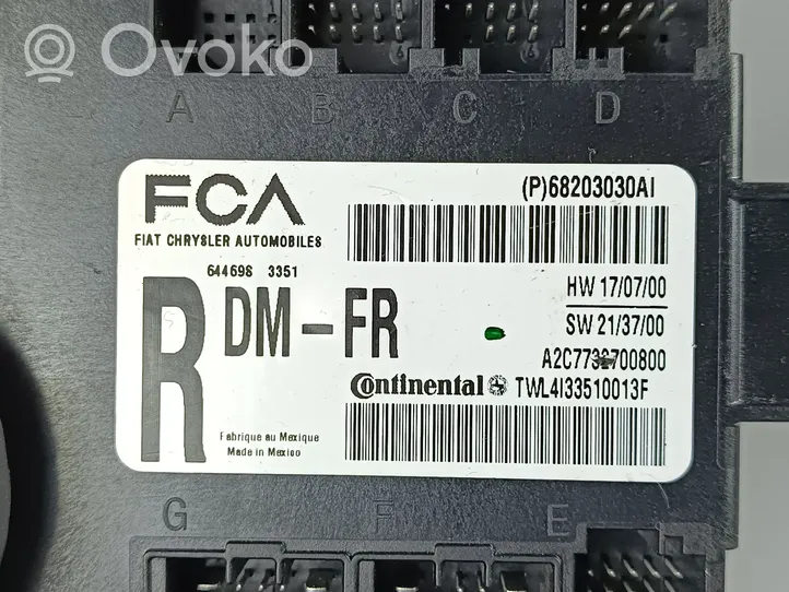 Jeep Grand Cherokee WL Otras unidades de control/módulos P68203030AI