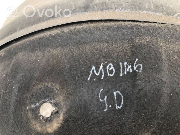 Mercedes-Benz A W176 Takapyörän sisälokasuojat A1766800730