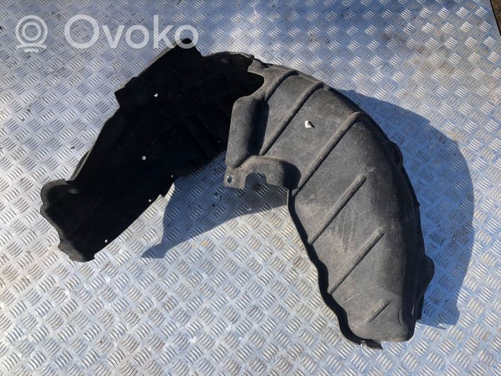 Audi A4 S4 B9 Nadkole tylne 8W0810171