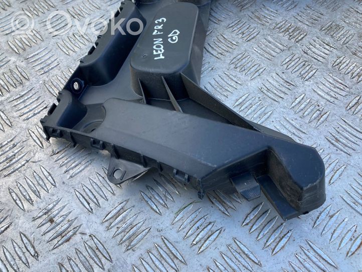 Seat Leon IV Staffa angolare del supporto di montaggio del paraurti 5F9807376