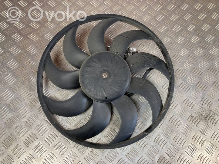 BMW 4 F32 F33 Hélice moteur ventilateur 7608410