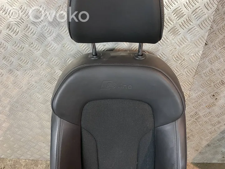 Audi Q3 8U Sėdynių komplektas 5N0881105T