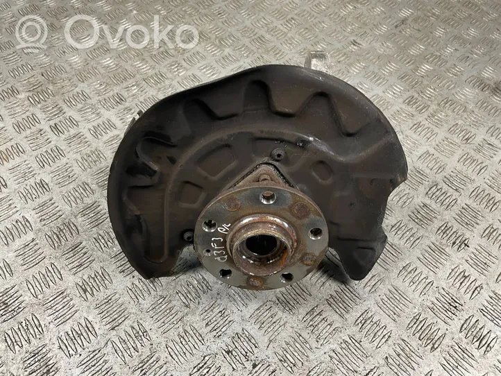 Audi Q3 F3 Etuakselin pyöräntuenta 5Q0407287C