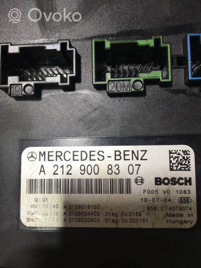 Mercedes-Benz E W212 Module de fusibles A2129008307