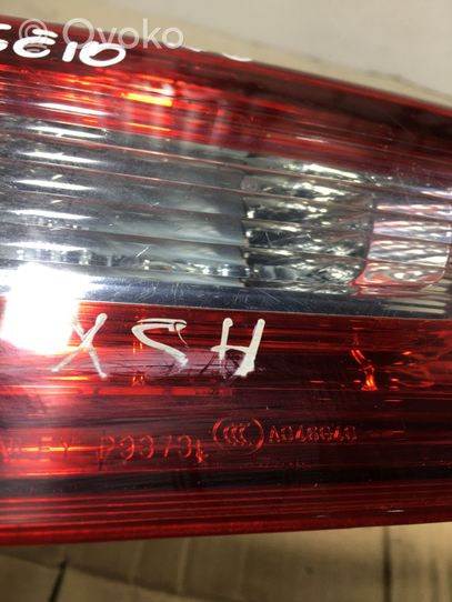 Mitsubishi ASX Lampy tylnej klapy bagażnika P9373