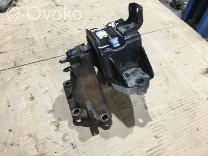 KIA Sportage Support de boîte de vitesses 21830F1000