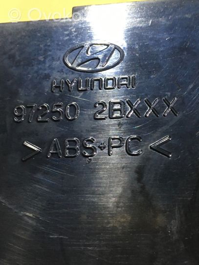 Hyundai Santa Fe Oro kondicionieriaus/ klimato/ pečiuko valdymo blokas (salone) 972502BXXX