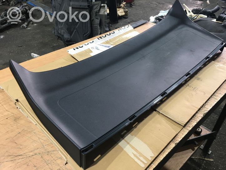 Mercedes-Benz GLC X253 C253 Rivestimento portellone posteriore/bagagliaio A2537400070