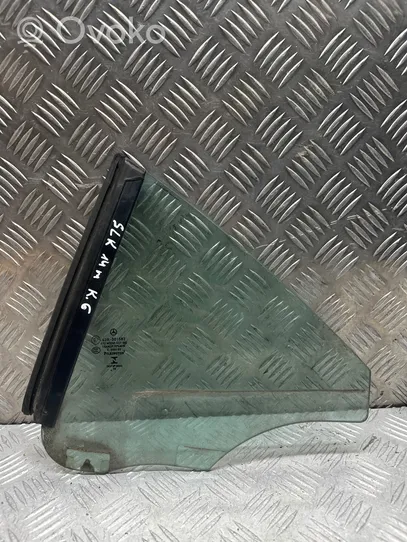 Mercedes-Benz SLK R172 Fenêtre latérale avant / vitre triangulaire 43R001582