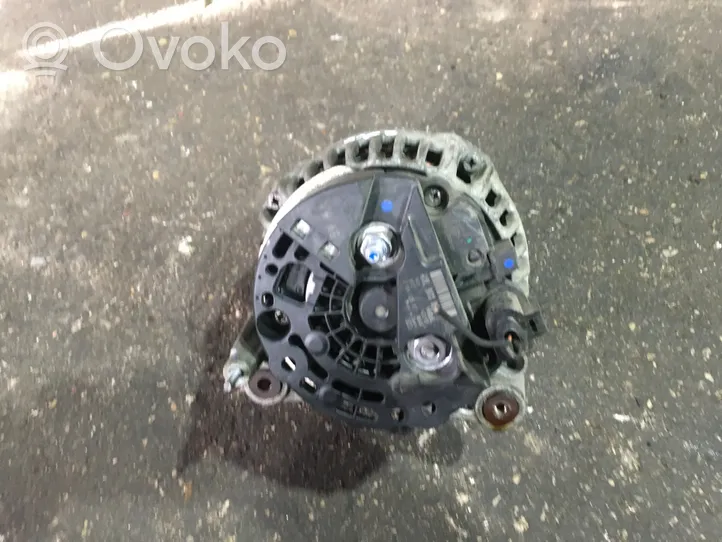 Volkswagen Touran II Generator/alternator 03L903023