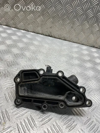 Renault Megane II Boîtier de thermostat / thermostat 110600001R