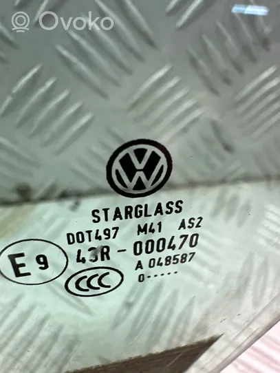 Volkswagen Golf VI Front door window glass four-door 43R000470