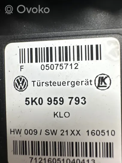 Volkswagen Tiguan Moteur de lève-vitre de porte avant 5K0959793