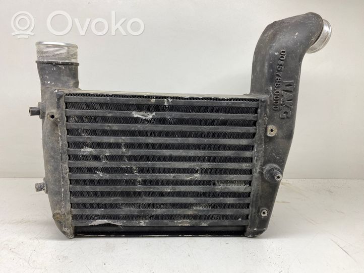 Audi RS6 Chłodnica powietrza doładowującego / Intercooler 07L145805A